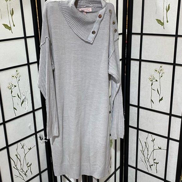 Gray sweater dress - Picture 2 of 2